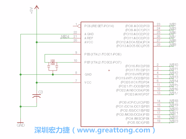 3.3.    將共鳴器（resonator）放置在針腳9和針腳10附近，將它的三個(gè)針腳連接如圖所示，并確認(rèn)最中間的針腳有連到接地端。