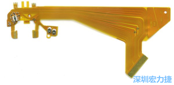 針對(duì)消費(fèi)性電子產(chǎn)品的外型設(shè)計(jì)，F(xiàn)PC可以做任意形狀的適應(yīng)性線路設(shè)計(jì)。