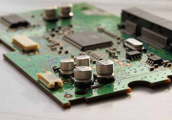 PCB制板工藝中的過(guò)孔塞油是什么意思？